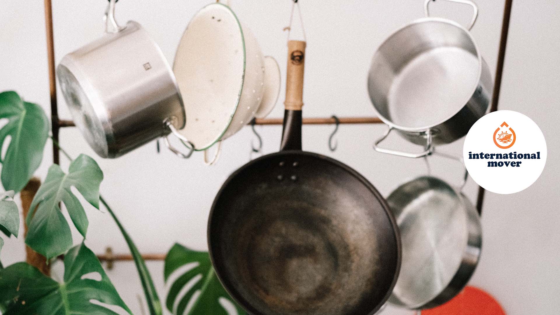 packing dishes